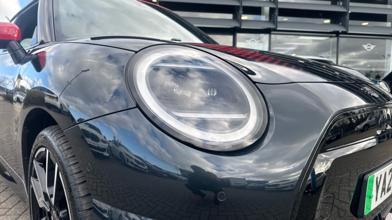 MINI Cooper 160kW SE Sport 54kWh 3dr Auto Electric Hatchback